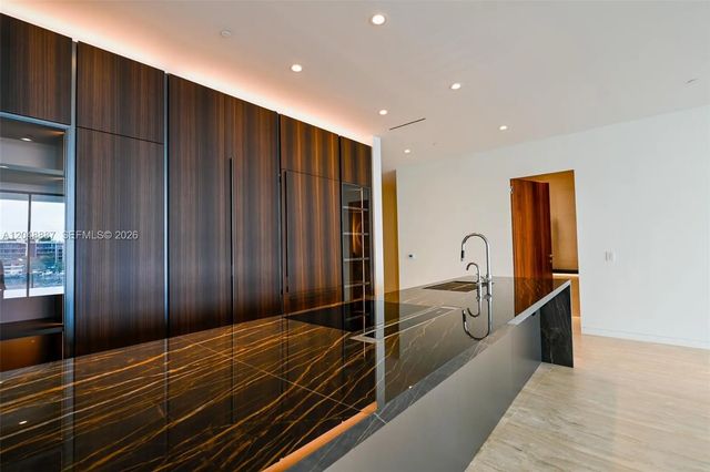4 of 25 - 5 Grove Isle Drive #l404, Coconut Grove, FL