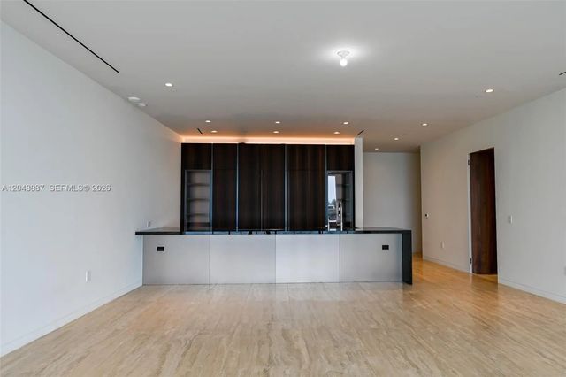 5 of 25 - 5 Grove Isle Drive #l404, Coconut Grove, FL
