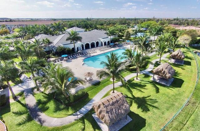 2 of 40 - 7472 Nw 112th Path, Doral, FL