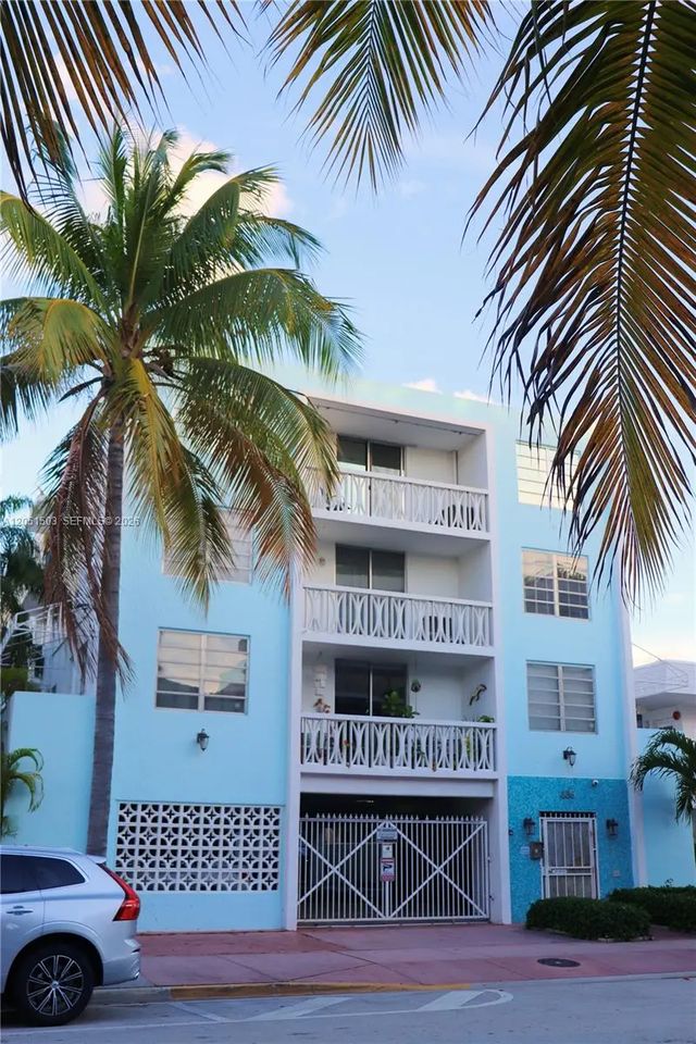 335 Collins Avenue #203, Miami Beach