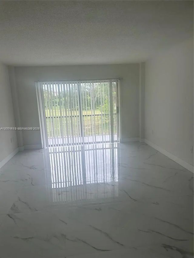 4 of 8 - 4166 Inverrary Drive #210, Lauderhill, FL