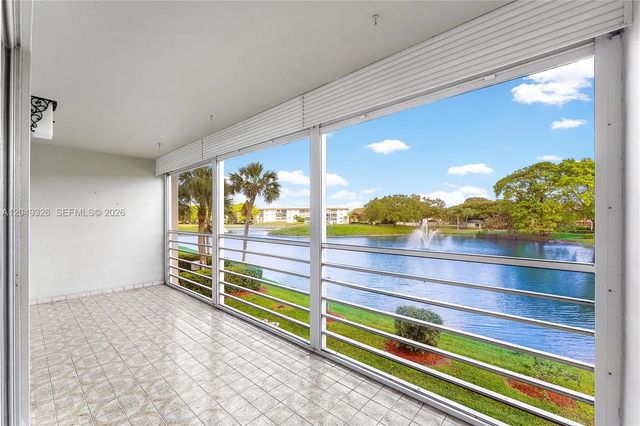 2 of 30 - 4301 Martinique Circle #h2, Coconut Creek, FL