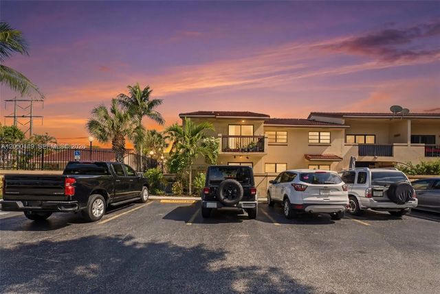 6246 Sw 136th Court #d202, Miami