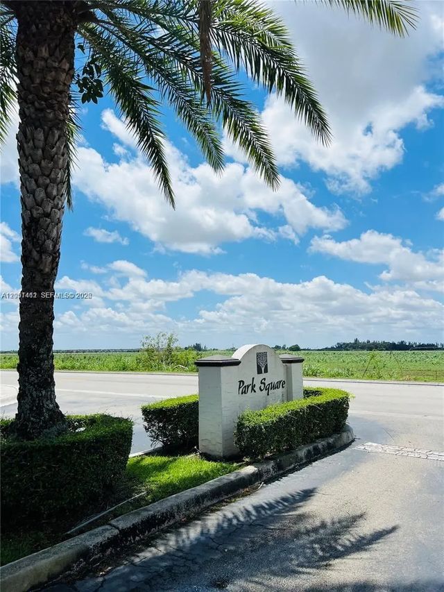 2 of 32 - 16453 Sw 75th Terrace, Miami, FL