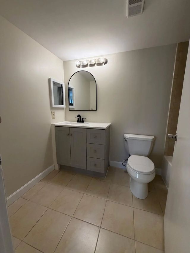 3 of 3 - 540 S Park Road #25-9, Hollywood, FL