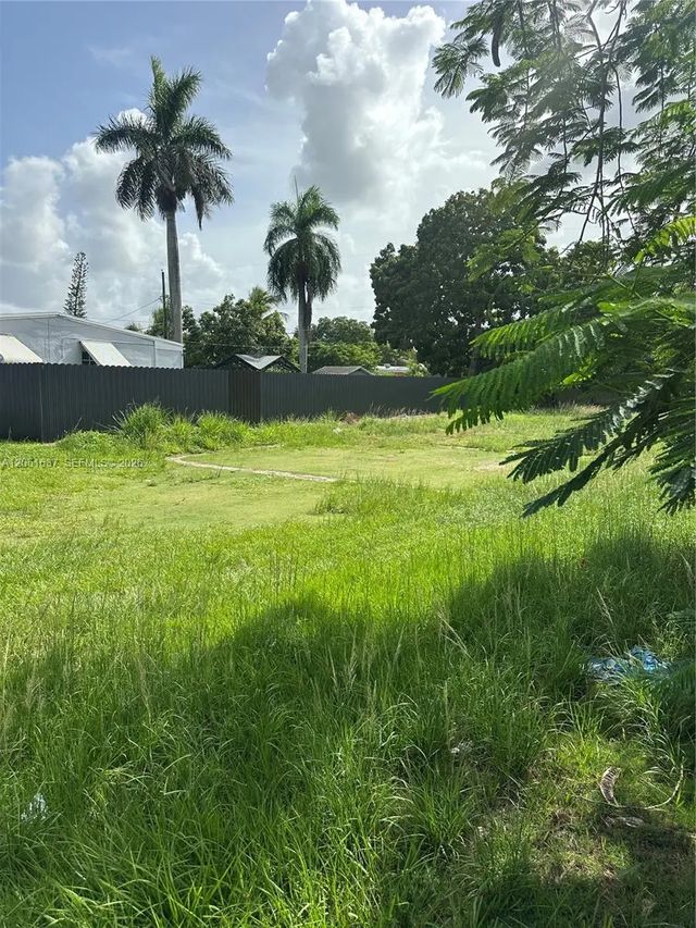 4 of 8 - 538 Nw 6th Avenue, Homestead, FL