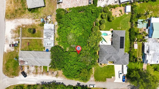 4 of 12 - 2508 Tamarind Drive, Fort Pierce, FL