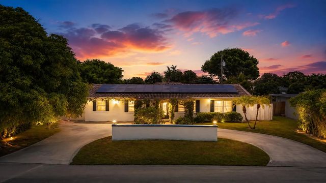 2 of 32 - 3830 Ne 22nd Terrace, Lighthouse Point, FL