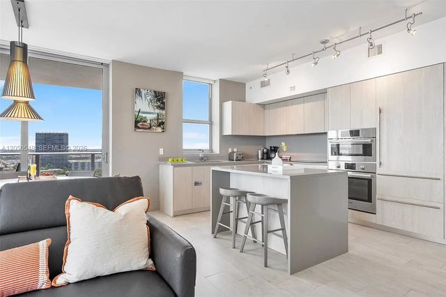 4 of 50 - 4010 S Ocean Drive #r1508, Hollywood, FL
