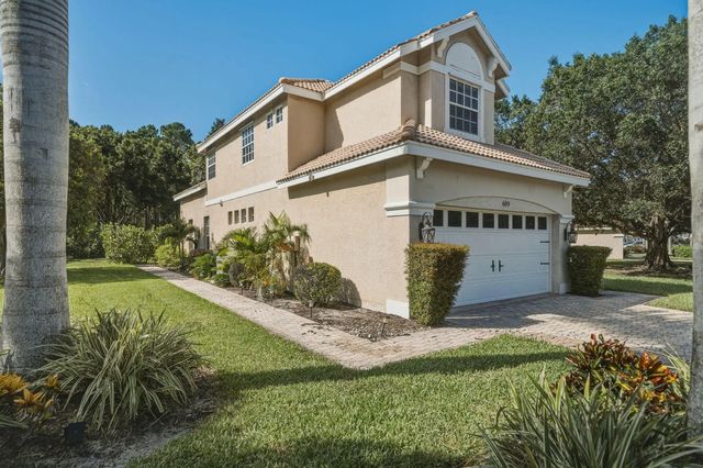 2 of 43 - 609 Sw Saint Thomas Cove, Port St. Lucie, FL