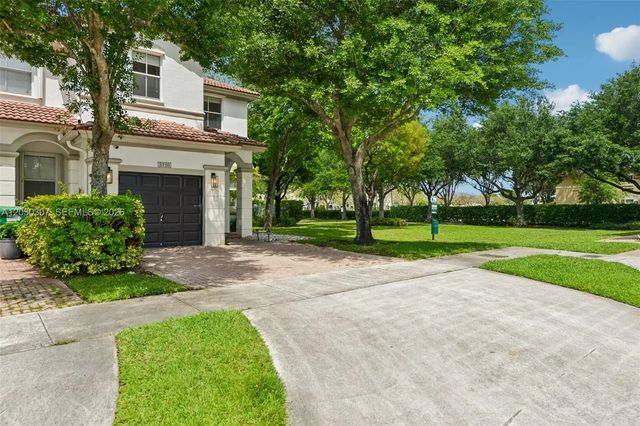 2 of 38 - 8188 Nw 108th Place, Doral, FL