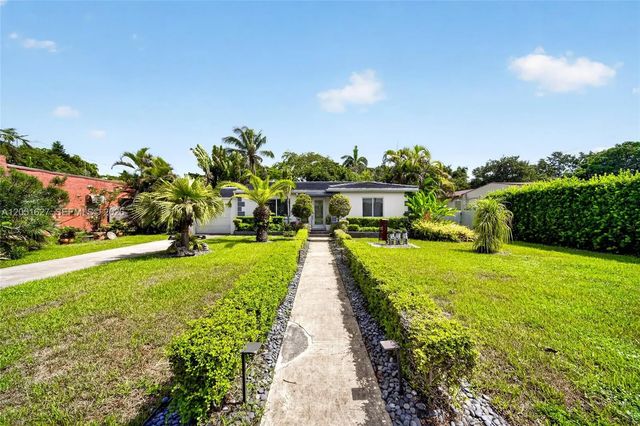 467 Ne 129th Street, North Miami