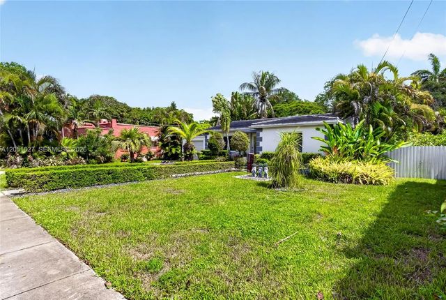 3 of 58 - 467 Ne 129th Street, North Miami, FL