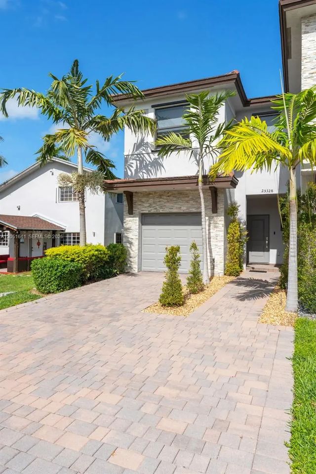 25328 Sw 108th Court, Homestead