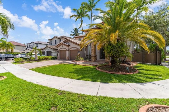 3 of 50 - 1331 Sw 153rd Path, Miami, FL