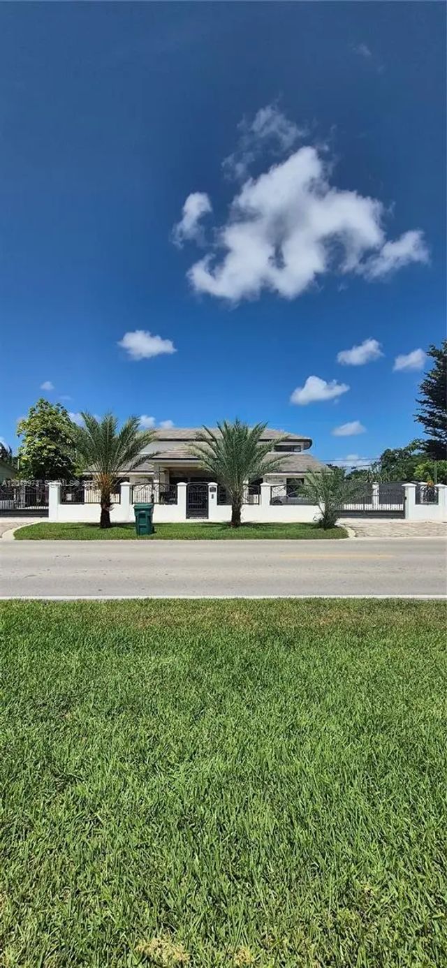 3711 Sw 122nd Avenue, Miami