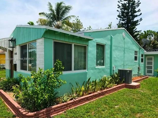 2 of 25 - 2418 Scott Street, Hollywood, FL