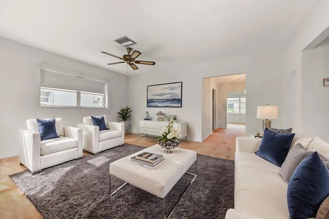 4 of 32 - 6805 Nw 75th Court, Tamarac, FL