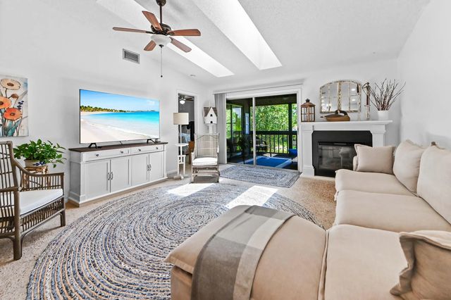 2 of 35 - 8259 Se Croft Circle #l-7, Hobe Sound, FL
