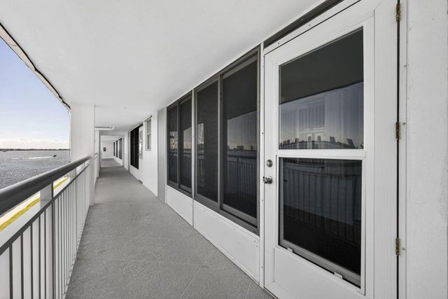 2 of 67 - 100 Shore Court #307, North Palm Beach, FL