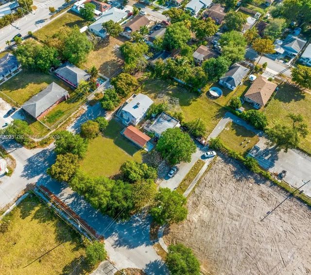3 of 29 - 1133 Nw 79th Terrace, Miami, FL