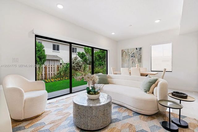 522 Nw 14 Court, Florida City
