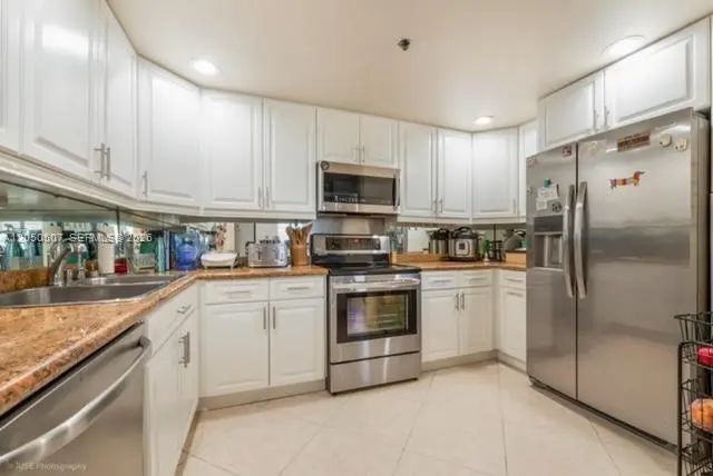 5 of 12 - 1400 Salzedo Street #305, Coral Gables, FL