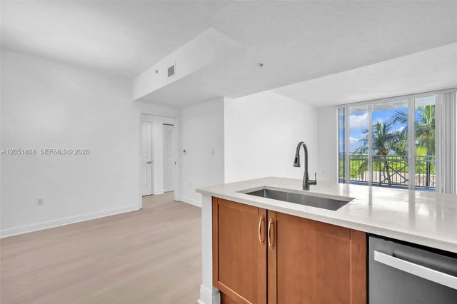 2 of 23 - 350 N Federal Highway #707, Boynton Beach, FL