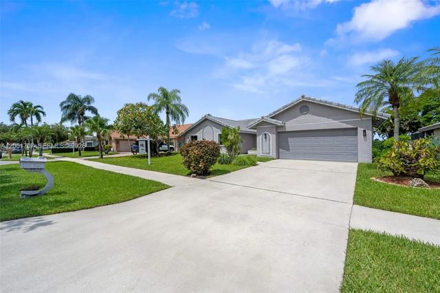 4 of 24 - 5521 Hawkes Bluff Avenue, Davie, FL