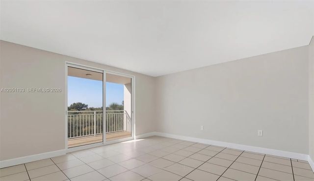 4 of 8 - 6940 Miami Gardens Drive #1-531, Hialeah, FL