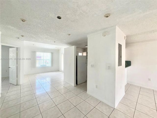3 of 9 - 9184 Nw 119 Terrace #198, Hialeah Gardens, FL