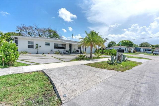 4 of 55 - 2830 Nw 156th Street, Miami Gardens, FL