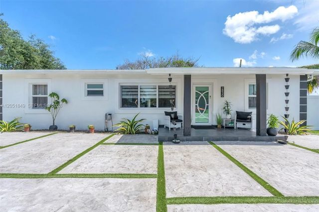 5 of 55 - 2830 Nw 156th Street, Miami Gardens, FL