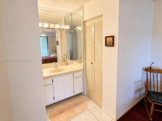 4 of 9 - 3485 Environ Boulevard #c308, Lauderhill, FL