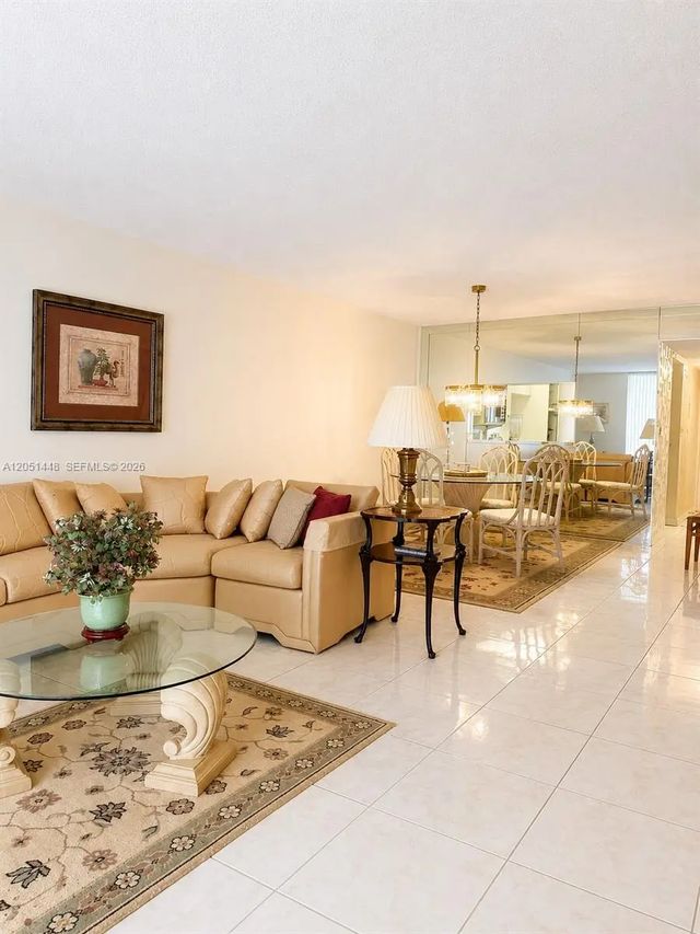5 of 9 - 3485 Environ Boulevard #c308, Lauderhill, FL