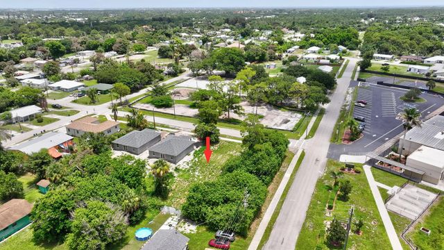 2 of 27 - 5684 Se 45th Avenue Se, Stuart, FL