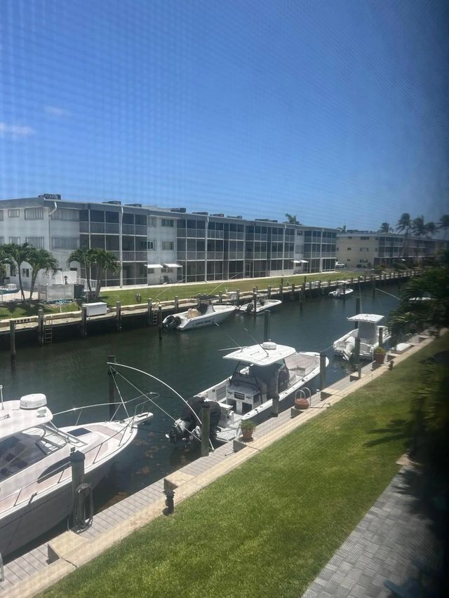 2 of 14 - 121 Wettaw Lane #214, North Palm Beach, FL
