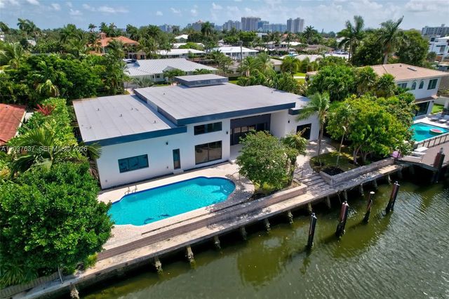 2 of 67 - 2832 Ne 24th Court, Fort Lauderdale, FL