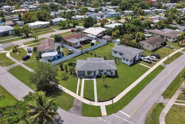 3 of 30 - 19930 Christmas Road, Cutler Bay, FL