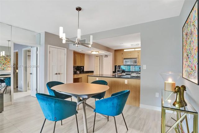 5 of 41 - 10275 Collins Avenue #1116, Bal Harbour, FL