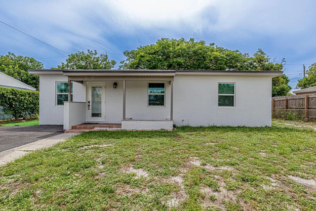 2 of 22 - 1416 S C Street, Lake Worth Beach, FL