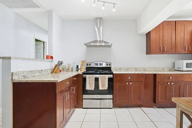 333 Mid Pines Road, Palm Springs