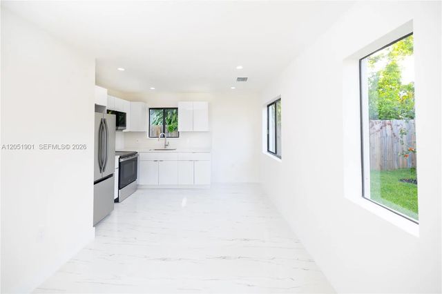 4 of 18 - 2323 Nw 55th Terrace, Miami, FL