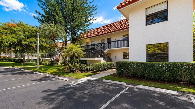 3 of 41 - 15701 W Waterside Circle #205, Sunrise, FL