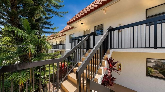 5 of 41 - 15701 W Waterside Circle #205, Sunrise, FL