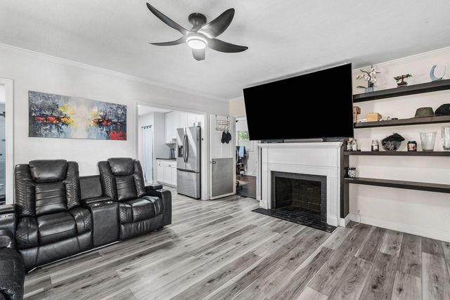 5 of 41 - 512 36th Street, West Palm Beach, FL