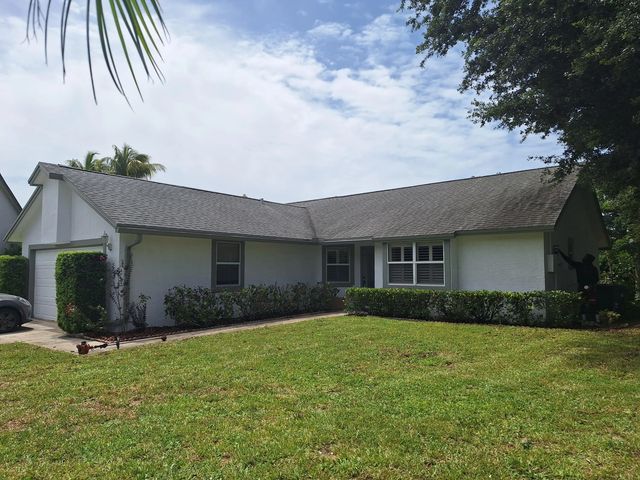 1747 Banyan Creek Court, Boynton Beach
