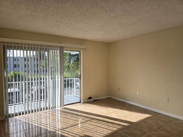 4 of 14 - 411 Executive Center Drive #210, West Palm Beach, FL