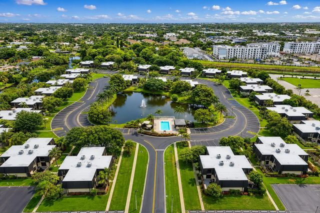 2333 Waterside Drive, Lake Worth