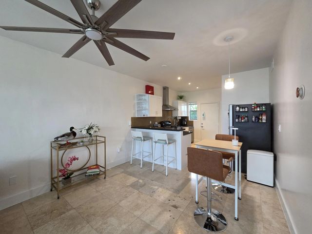 2 of 14 - 1045 Lenox Avenue #6, Miami Beach, FL